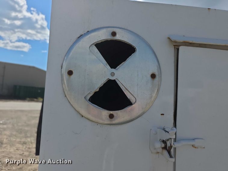 image for item FI0516 2001 Ford Ranger xlt SuperCab animal control pickup truck