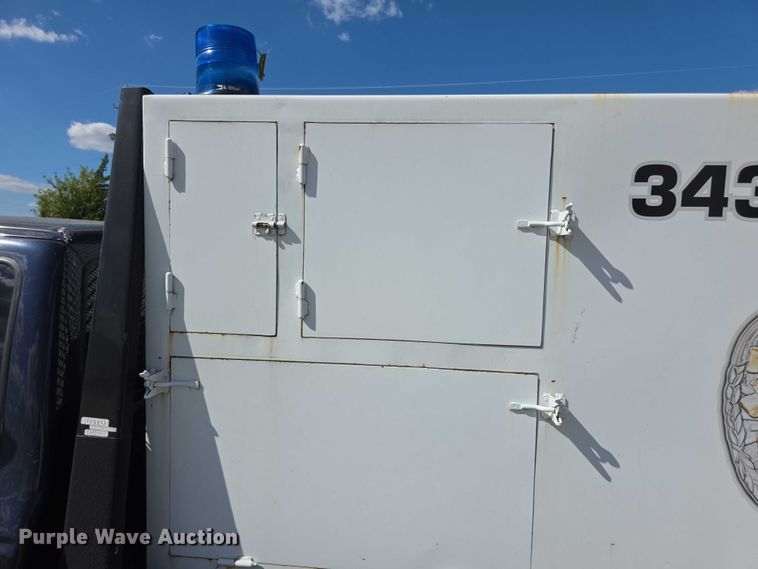 image for item FI0516 2001 Ford Ranger xlt SuperCab animal control pickup truck