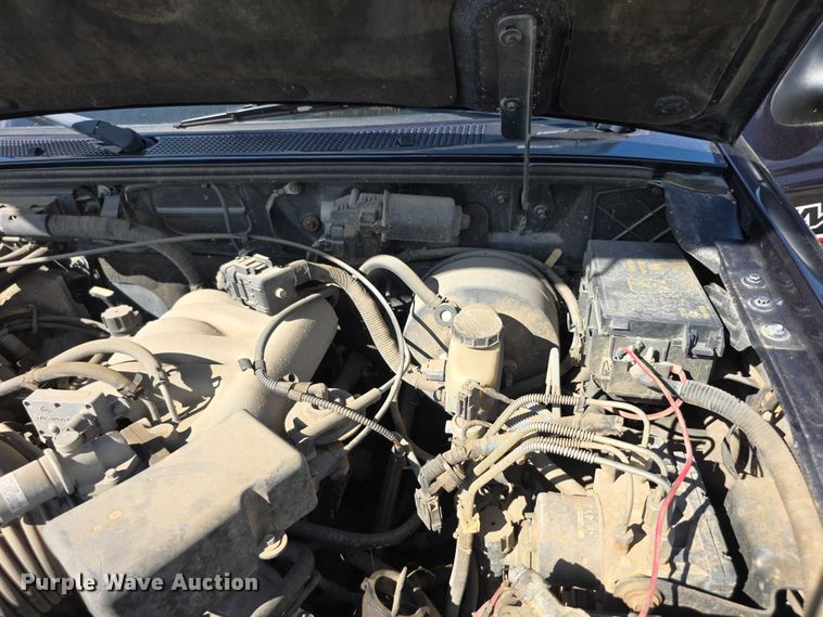 image for item FI0516 2001 Ford Ranger xlt SuperCab animal control pickup truck