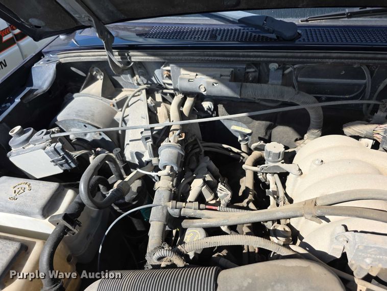 image for item FI0516 2001 Ford Ranger xlt SuperCab animal control pickup truck