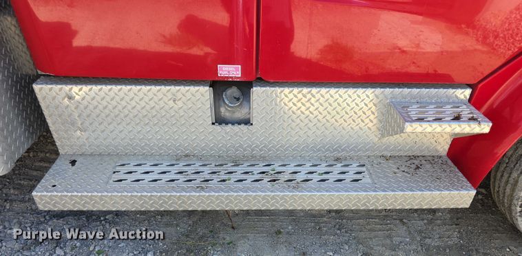 image for item FI0517 2006 Freightliner  ambulance