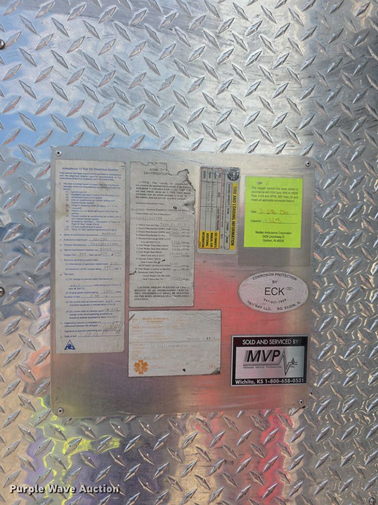 image for item FI0517 2006 Freightliner  ambulance