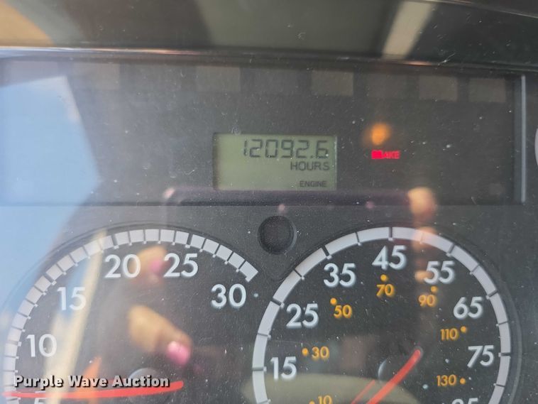 image for item FI0517 2006 Freightliner  ambulance