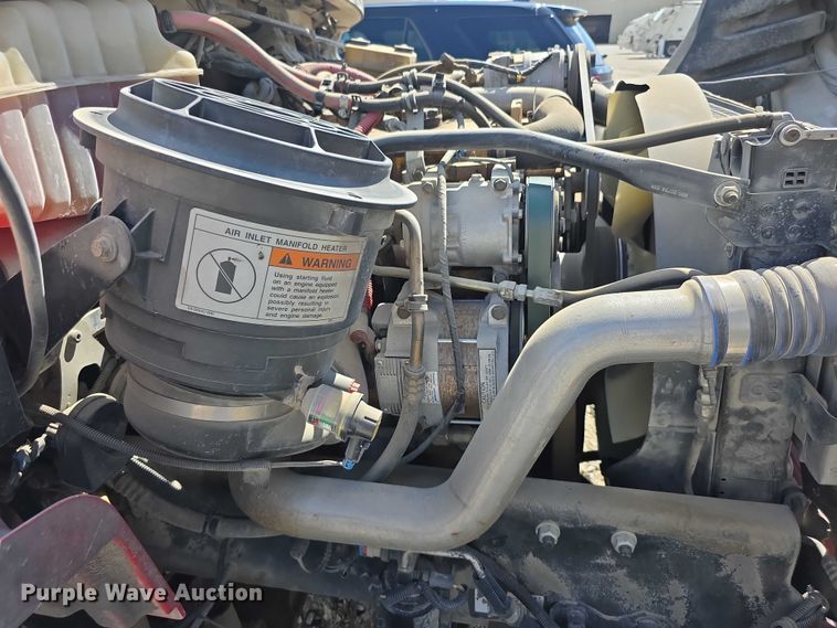 image for item FI0517 2006 Freightliner  ambulance