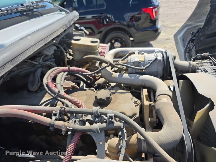 image for item FI0517 2006 Freightliner  ambulance