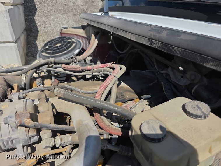 image for item FI0517 2006 Freightliner  ambulance