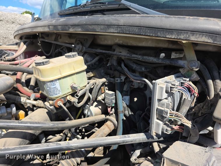 image for item FI0517 2006 Freightliner  ambulance