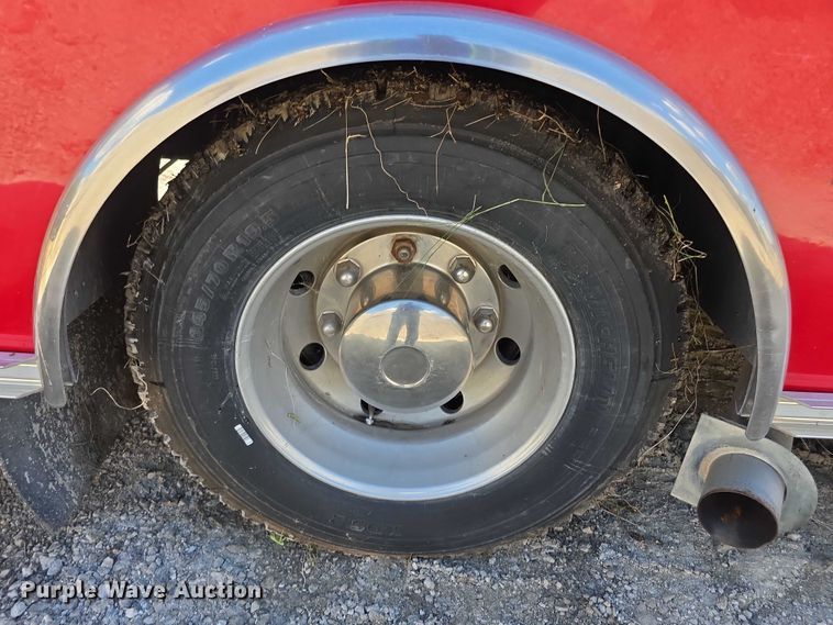 image for item FI0517 2006 Freightliner  ambulance