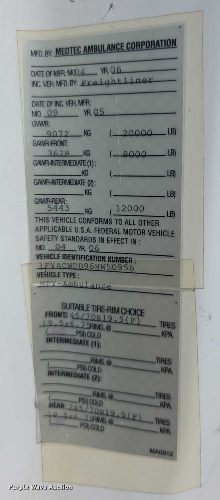 image for item FI0517 2006 Freightliner  ambulance