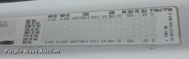 image for item FI0517 2006 Freightliner  ambulance