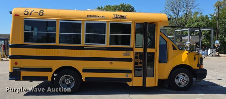 image for item FI0520 2008 GMC Savana school bus