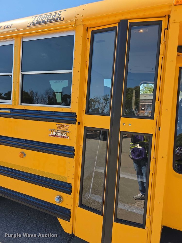 image for item FI0520 2008 GMC Savana school bus