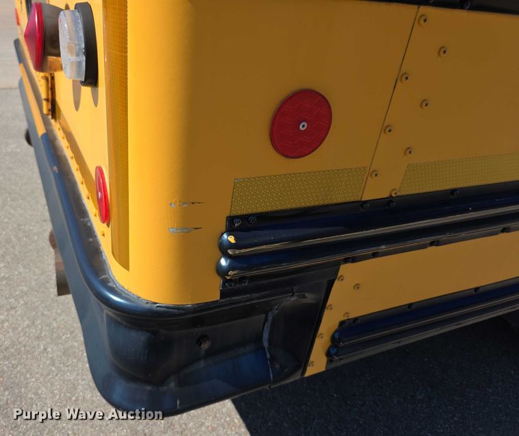 image for item FI0520 2008 GMC Savana school bus