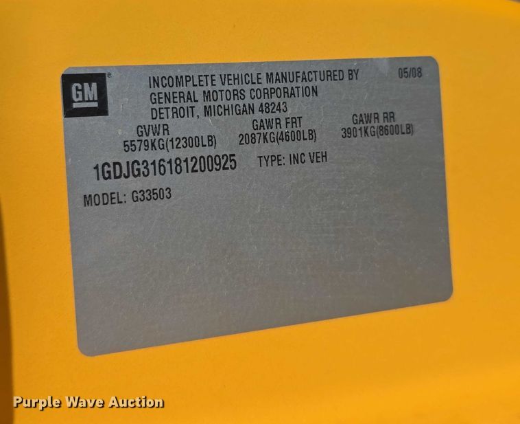 image for item FI0520 2008 GMC Savana school bus