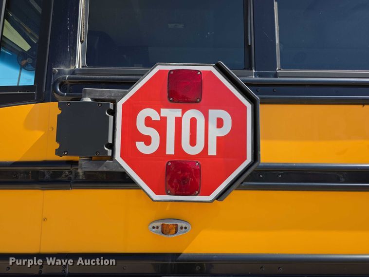 image for item FI0521 2009 Freightliner  Thomas Built school bus