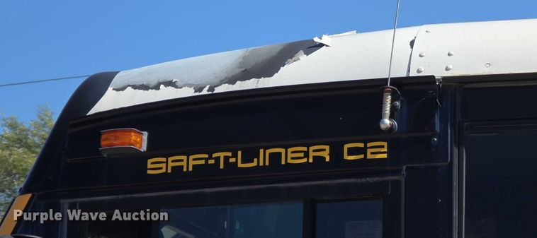 image for item FI0521 2009 Freightliner  Thomas Built school bus