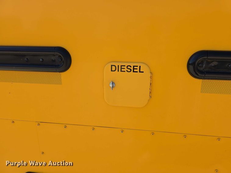 image for item FI0521 2009 Freightliner  Thomas Built school bus