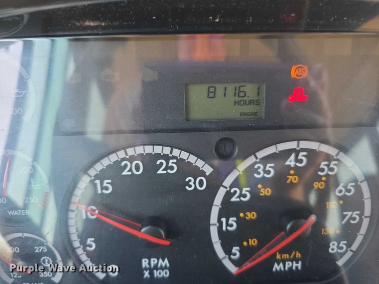 image for item FI0521 2009 Freightliner  Thomas Built school bus