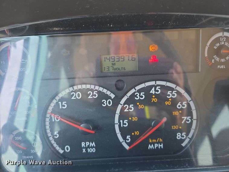 image for item FI0521 2009 Freightliner  Thomas Built school bus