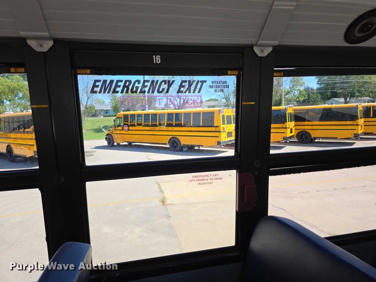 image for item FI0521 2009 Freightliner  Thomas Built school bus