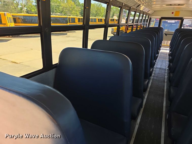 image for item FI0521 2009 Freightliner  Thomas Built school bus