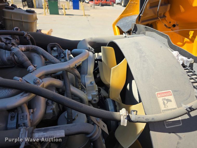 image for item FI0521 2009 Freightliner  Thomas Built school bus