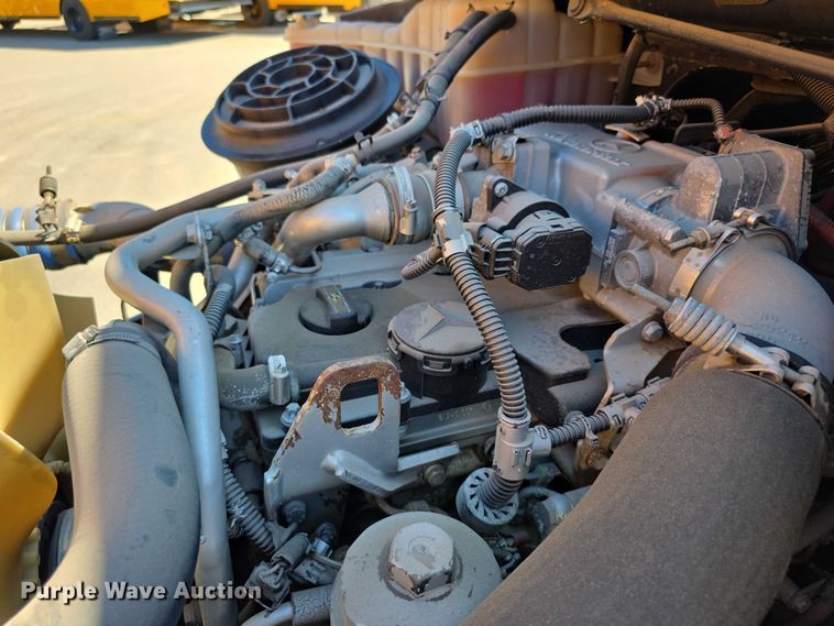 image for item FI0521 2009 Freightliner  Thomas Built school bus