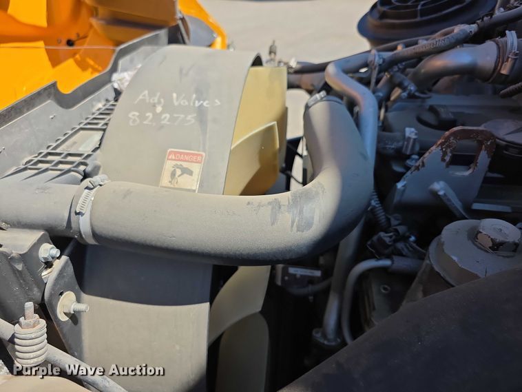 image for item FI0521 2009 Freightliner  Thomas Built school bus