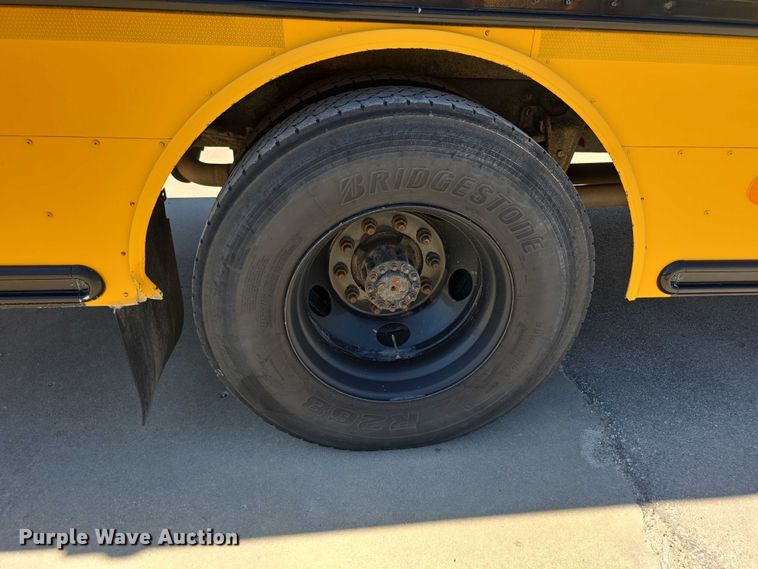 image for item FI0521 2009 Freightliner  Thomas Built school bus