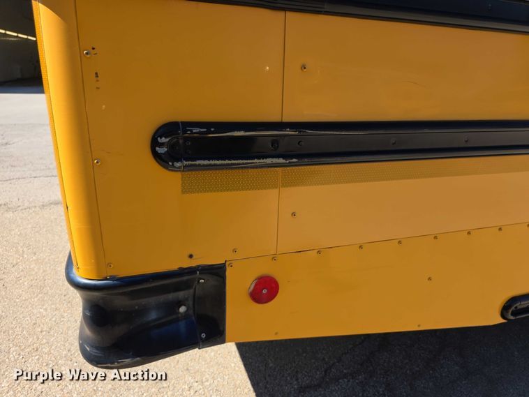 image for item FI0522 2009 Freightliner  Thomas Built school bus