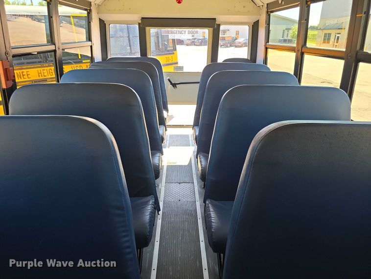 image for item FI0522 2009 Freightliner  Thomas Built school bus