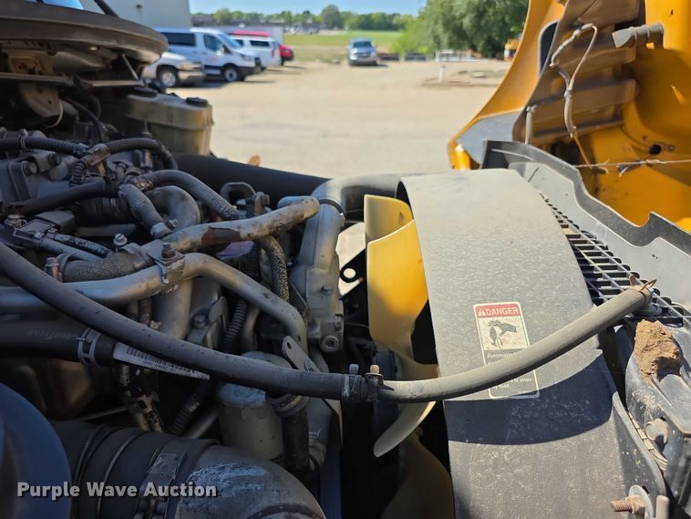 image for item FI0522 2009 Freightliner  Thomas Built school bus