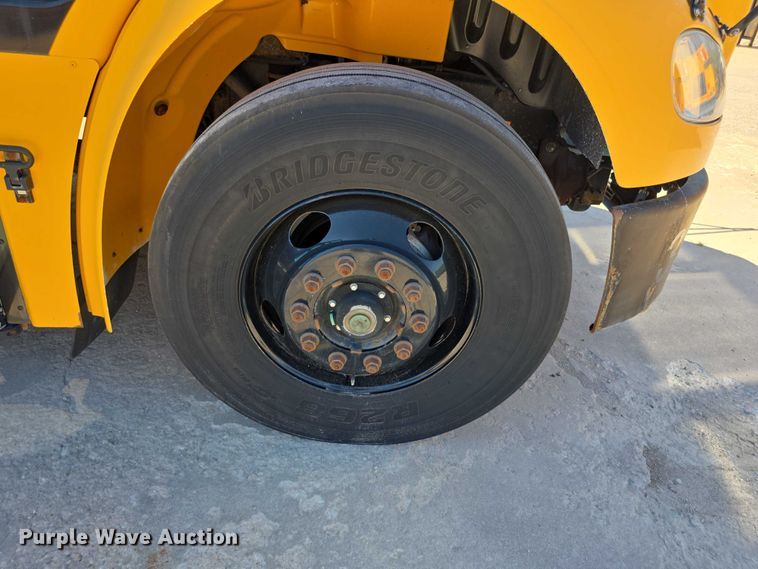 image for item FI0522 2009 Freightliner  Thomas Built school bus