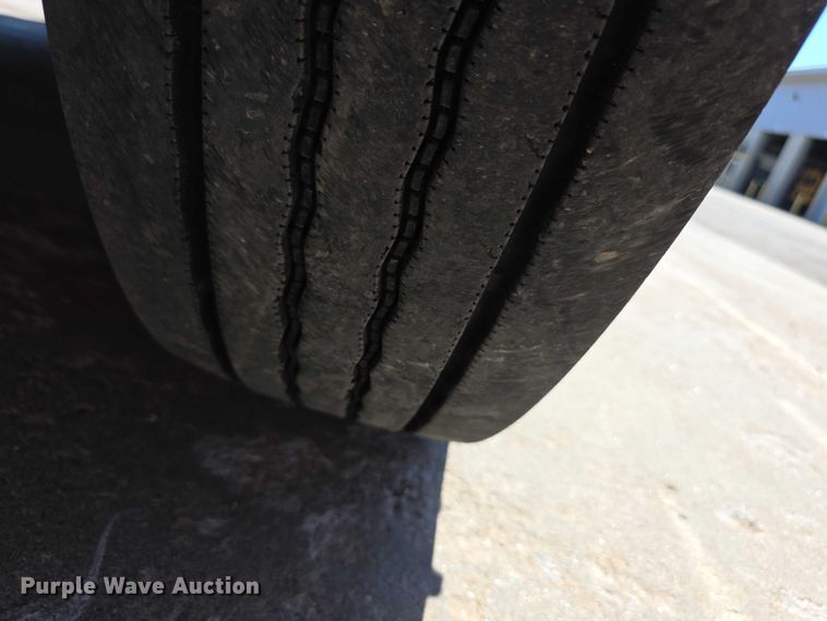 image for item FI0522 2009 Freightliner  Thomas Built school bus