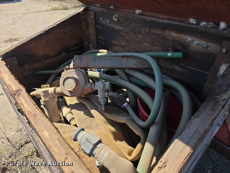 image for item FI0526 Water wagon trailer