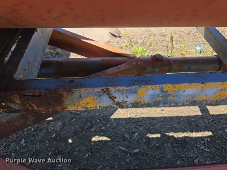 image for item FI0526 Water wagon trailer