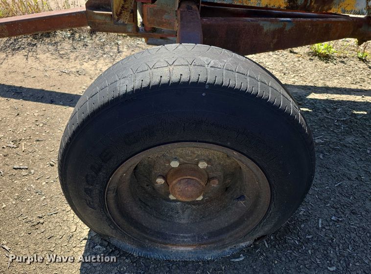 image for item FI0526 Water wagon trailer