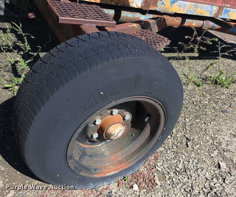 image for item FI0526 Water wagon trailer