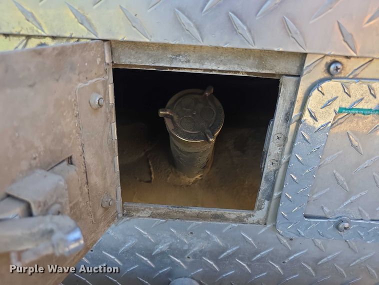 image for item FI0531 1991 Ford F350 Custom rescue vehicle