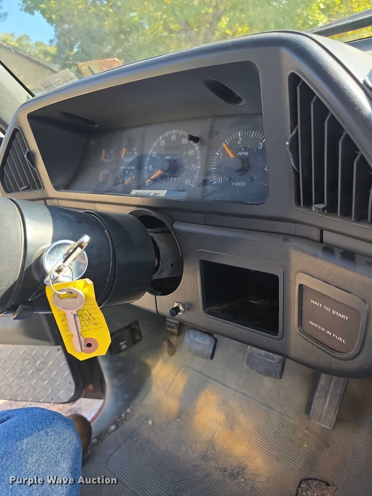 image for item FI0531 1991 Ford F350 Custom rescue vehicle