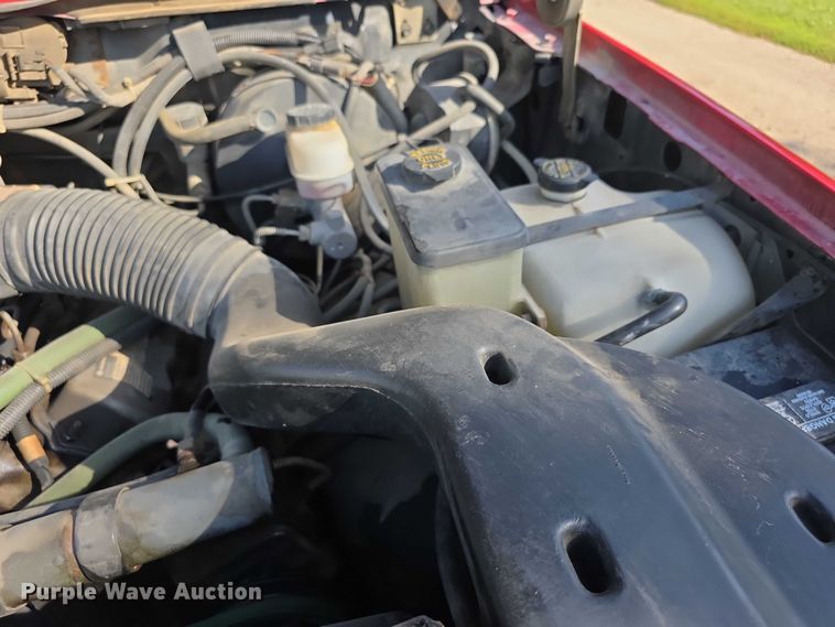 image for item FI0531 1991 Ford F350 Custom rescue vehicle