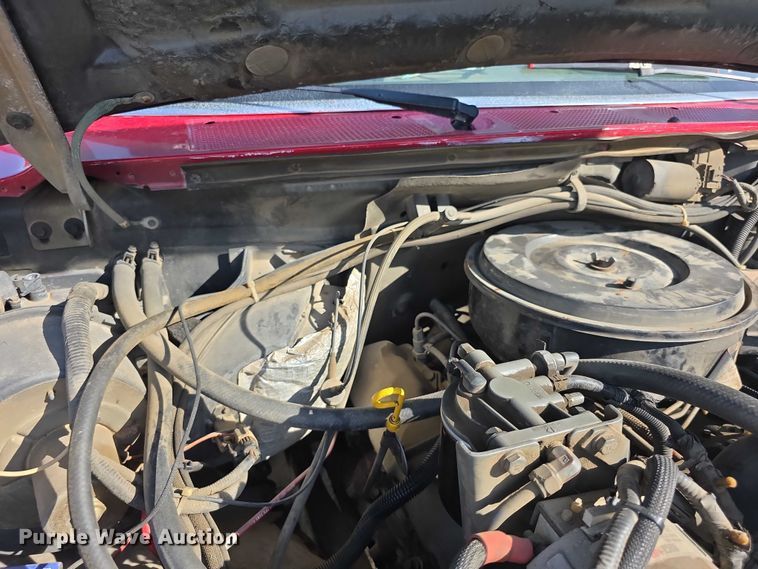 image for item FI0531 1991 Ford F350 Custom rescue vehicle