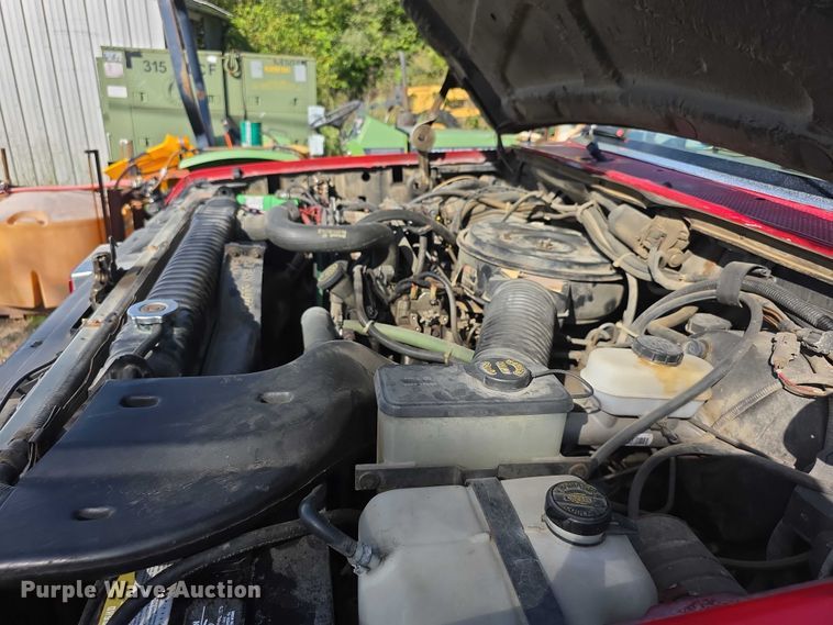 image for item FI0531 1991 Ford F350 Custom rescue vehicle