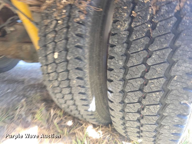 image for item FI0531 1991 Ford F350 Custom rescue vehicle