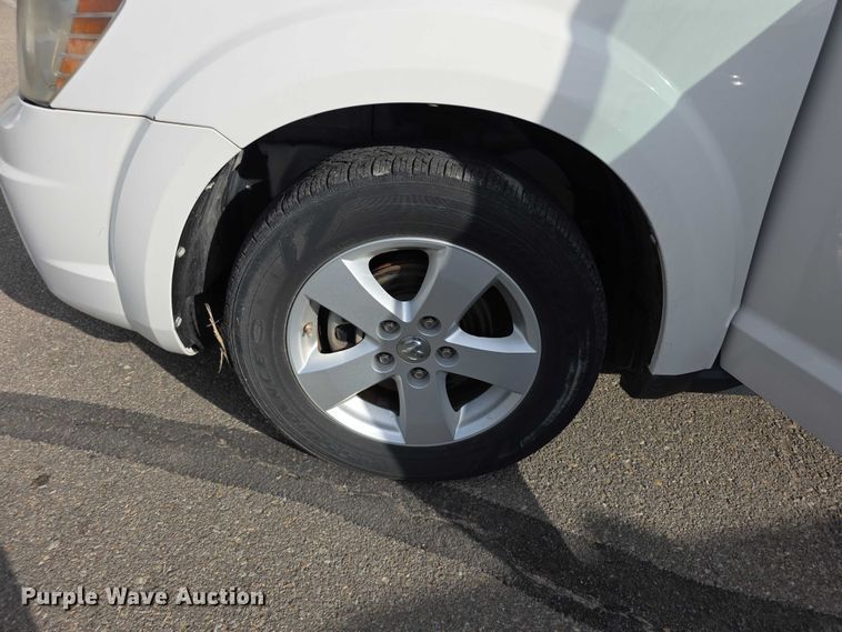 image for item FI0536 2010 Dodge Journey SXT SUV