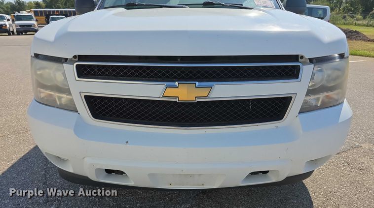 image for item FI0540 2012 Chevrolet Suburban 1500 SUV