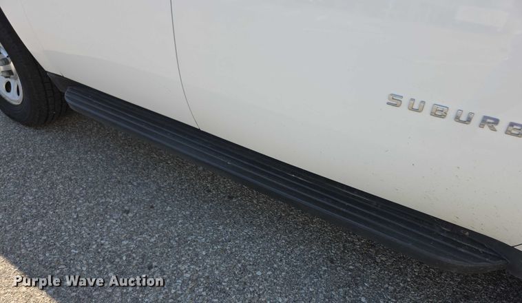 image for item FI0540 2012 Chevrolet Suburban 1500 SUV