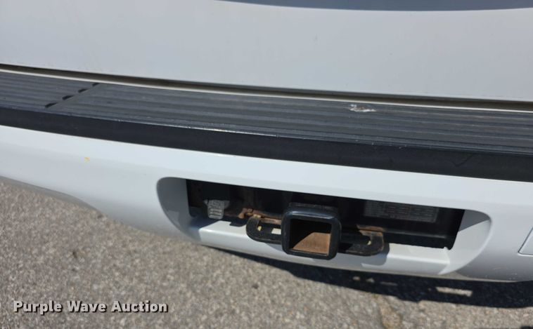 image for item FI0540 2012 Chevrolet Suburban 1500 SUV