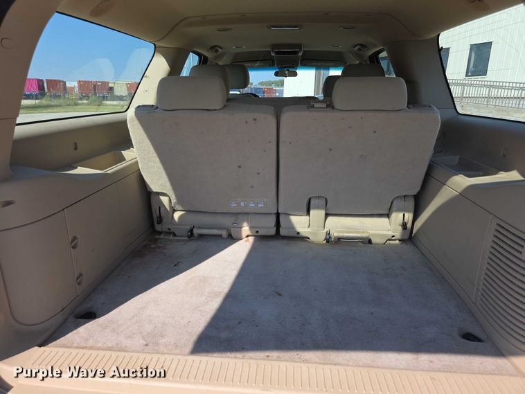 image for item FI0540 2012 Chevrolet Suburban 1500 SUV