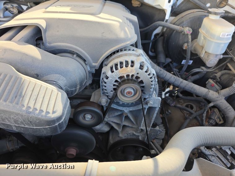 image for item FI0540 2012 Chevrolet Suburban 1500 SUV